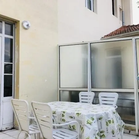 Holiday home Maison Arcachon, 6 Pieces, 11 Personnes - Fr-1-433-57 Arcachon