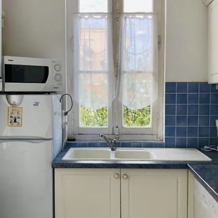 Holiday home Maison Arcachon, 6 Pieces, 11 Personnes - Fr-1-433-57